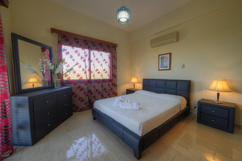 Villa Paradise Πάφος Δωμάτιο φωτογραφία